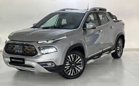 FIAT TORO 2.2 TURBO DIESEL RANCH 4WD AT9 FIAT TORO 2.2 TURBO DIESEL RANCH 4WD AT9